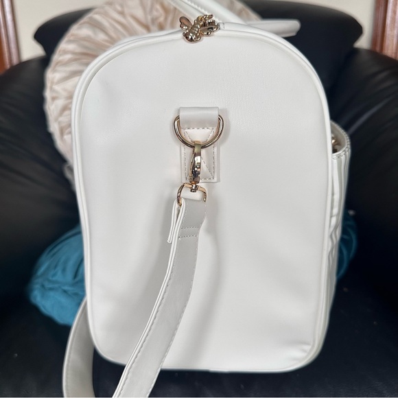 Primark Disney Winnie the Pooh Weekender Travel Bag: NWT - Picture 7 of 11